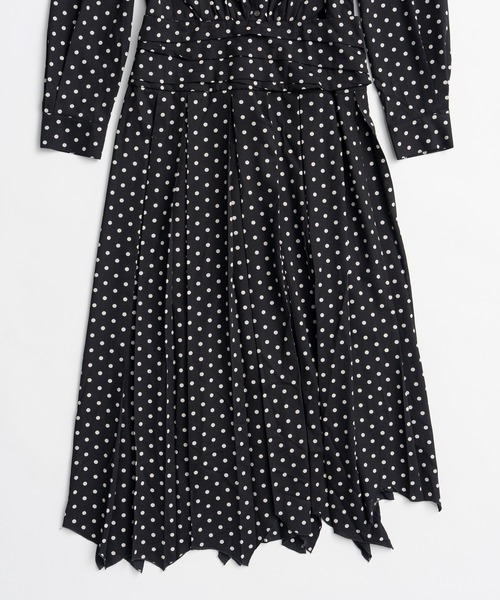 PRANK PROJECT(プランクプロジェクト)の「【2026Autumn Pre-Order】アシンメトリカルプリーツドットドレス / Asymmetrical Pleated Dot Dress(ワンピース・レディース・マルチ・38/36)」の11枚目の写真