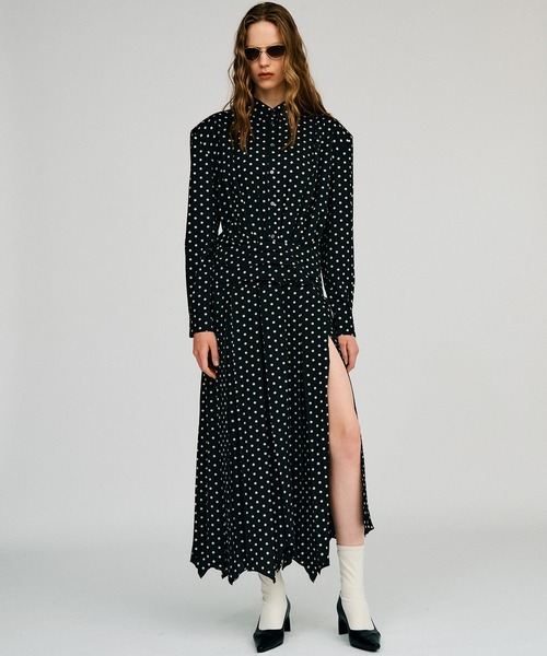 PRANK PROJECT(プランクプロジェクト)の「【2026Autumn Pre-Order】アシンメトリカルプリーツドットドレス / Asymmetrical Pleated Dot Dress(ワンピース・レディース・マルチ・38/36)」の2枚目の写真