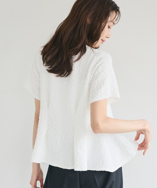 coca(coca)(コカ)の「【西山茉希様着用】表面感 半袖タックブラウス(シャツ/ブラウス・レディース・ブラック/ホワイト/ライトピンク・S/M/L)」の7枚目の写真