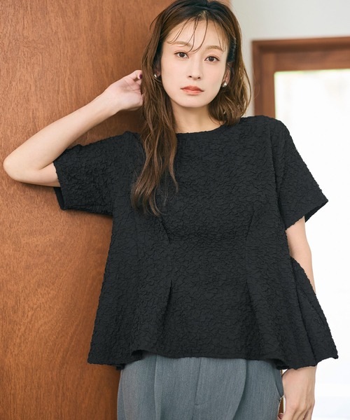 coca(coca)(コカ)の「【西山茉希様着用】表面感 半袖タックブラウス(シャツ/ブラウス・レディース・ブラック/ホワイト/ライトピンク・S/M/L)」の11枚目の写真
