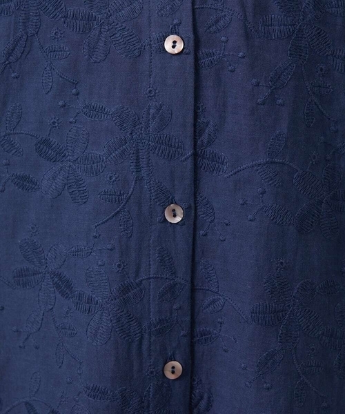 Jocomomola(ホコモモラ)の「Sendero de flores フラワー刺繍シャツワンピース(ワンピース・レディース・ネイビー/アイボリー・40)」の7枚目の写真