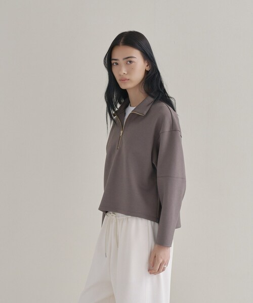 cloenc（クロエンス）の「SMOOTHKEEP ハーフジッププルオーバー【360°ストレッチ／セットアップ対応】（Tシャツ/カットソー・レディース・アイボリー/ブラウン系/ネイビー・02/00）」の21枚目の写真