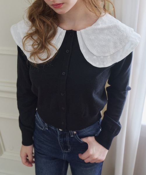idem(イデム)の「double lace collar cardigan / ダブルレース襟ニットカーディガン(カーディガン/ボレロ・レディース・ブラック/グレー・FREE)」の7枚目の写真