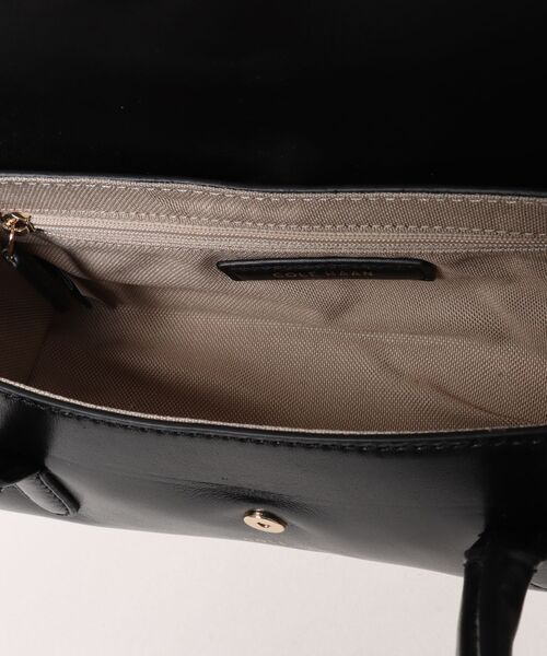 COLE HAAN（コールハーン）の「アレキサンドリア スモール ショルダー バッグ womens（ショルダーバッグ・レディース・ブラック・OSFA）」の7枚目の写真