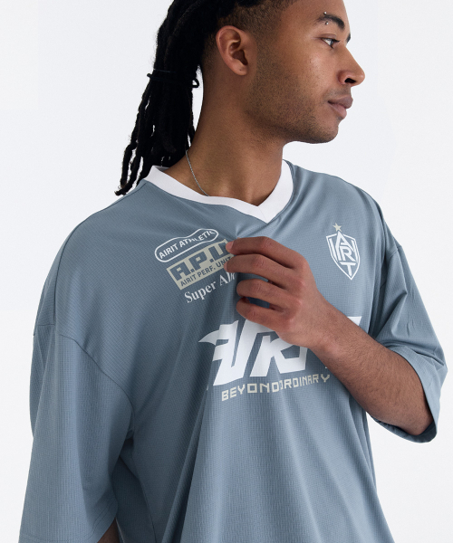 AIRIT(アイリット)の「モーションフィールド フットボール ジャージ AM1232 BL(Tシャツ/カットソー・メンズ・スカイブルー・X-LARGE/XXX-LARGE/XXXXX-LARGE)」の2枚目の写真