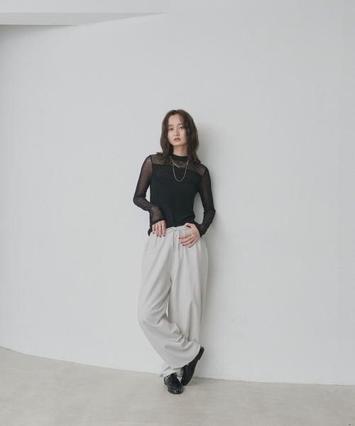 ad thie(アドティエ)の「プチ ハイネック ドット シアートップス(Tシャツ/カットソー・レディース・オフホワイト/ブラック・FREE)」の20枚目の写真