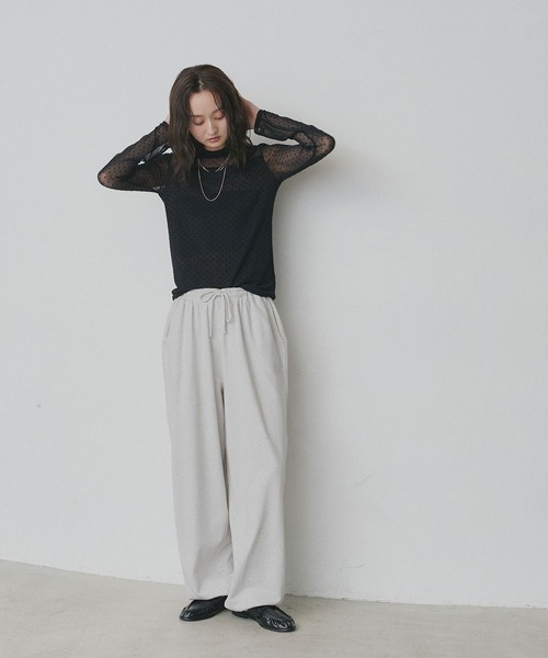 ad thie(アドティエ)の「プチ ハイネック ドット シアートップス(Tシャツ/カットソー・レディース・オフホワイト/ブラック・FREE)」の21枚目の写真