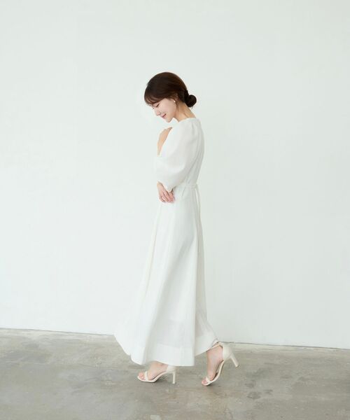 cle blatt(クレブラット)の「パフスリーブパネルドレス(ワンピース・レディース・ブラック/オフホワイト・SMALL/MEDIUM)」の11枚目の写真