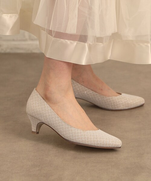 ESPERANZA(エスペランサ)の「アーモンドトゥパンプス(パンプス・レディース・ブラック系2/ゴールド系2・23.5cm/23.0cm/22.5cm/25.0cm/24.5cm/24.0cm)」の4枚目の写真
