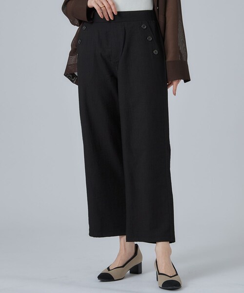 SHOO・LA・RUE(シューラルー)の「【S-LL/洗濯機可】ボタンがアクセント ストレートクロップドパンツ(その他パンツ・レディース・ブラック/ネイビー/ベージュ・04/03/02/01)」の1枚目の写真