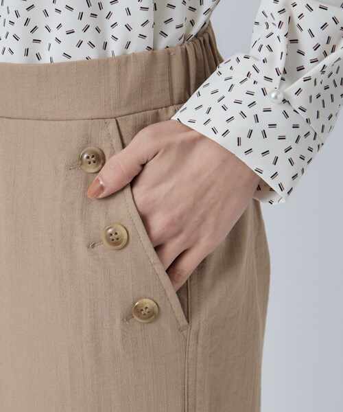 SHOO・LA・RUE(シューラルー)の「【S-LL/洗濯機可】ボタンがアクセント ストレートクロップドパンツ(その他パンツ・レディース・ブラック/ネイビー/ベージュ・04/03/02/01)」の21枚目の写真