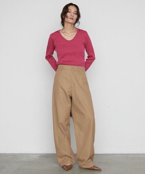 LOUNGEDRESS(ラウンジドレス)の「チノバレルレッグパンツ 秋服(その他パンツ・レディース・ベージュ・36/38)」の10枚目の写真