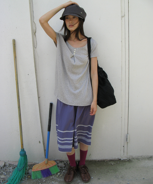 RONRON（ロンロン）の「LACE TRIM NYLON BERMUDA PANTS PURPLE（その他パンツ・レディース・その他・FREE）」の5枚目の写真