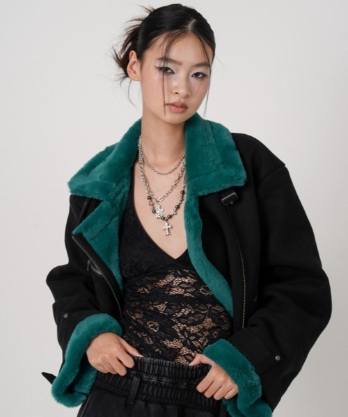 ROYAL FLASH(ロイヤルフラッシュ)の「MITSUKI/ミツキ/2WAY FAUX SHEARLING JACKET(その他アウター・レディース・ブラック/ブラウン・F)」の13枚目の写真