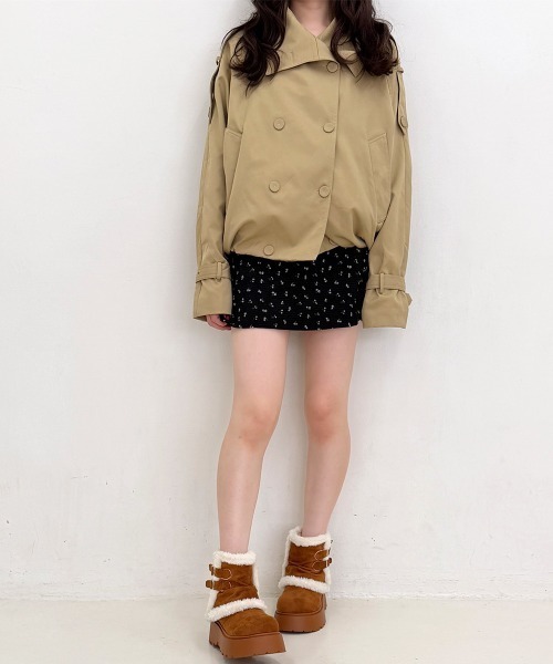 DEMETER(デメテル)の「厚底 ボリュームソール ベルト付き ボア カバーショートブーツ(ブーツ・レディース・キャメル/ダークブラウン/アイボリー・S/M/L/LL)」の14枚目の写真