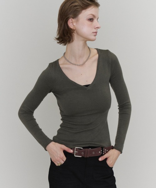 Rohwel(ローウェル)の「Basic V-Neck Knit / ベーシックVネックニット(ニット/セーター・レディース・ブラック/パープル/カーキ・FREE)」の19枚目の写真