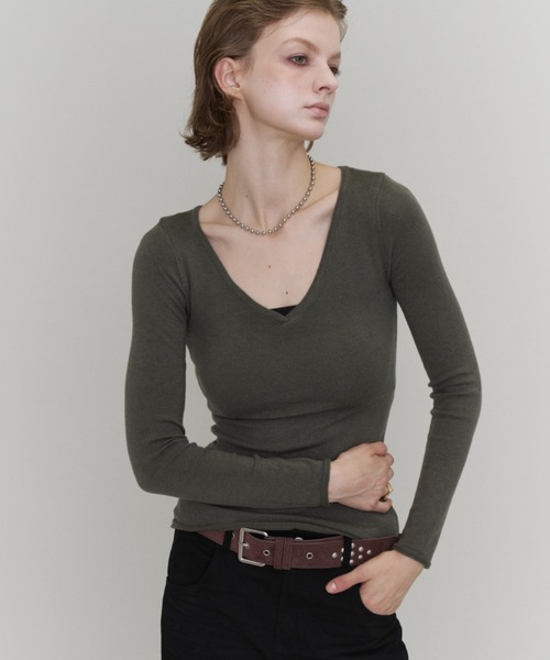 Rohwel(ローウェル)の「Basic V-Neck Knit / ベーシックVネックニット(ニット/セーター・レディース・ブラック/パープル/カーキ・FREE)」の20枚目の写真