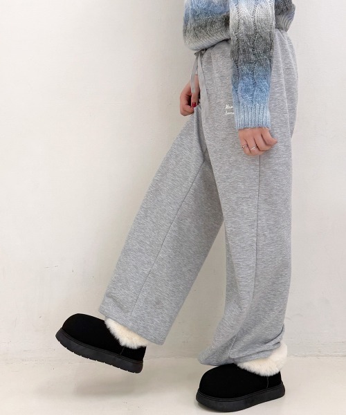 DEMETER（デメテル）の「厚底 プラットフォーム ボリュームファー ショート丈 ムートンブーツ（ブーツ・レディース・ブラック/ダークブラウン/キャメル/ベージュ・S/M/L/LL）」の19枚目の写真