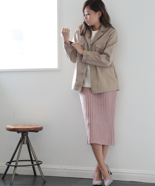 Denime(ドゥニーム)の「MILITARY JKT/ミリタリージャケット(ミリタリージャケット・レディース・カーキ/ブラック/ベージュ・X-SMALL/SMALL)」の18枚目の写真