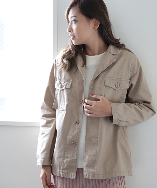 Denime(ドゥニーム)の「MILITARY JKT/ミリタリージャケット(ミリタリージャケット・レディース・カーキ/ブラック/ベージュ・X-SMALL/SMALL)」の15枚目の写真