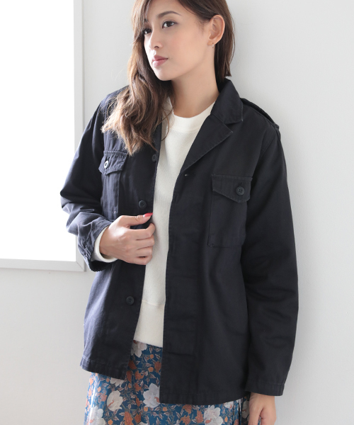 Denime(ドゥニーム)の「MILITARY JKT/ミリタリージャケット(ミリタリージャケット・レディース・カーキ/ブラック/ベージュ・X-SMALL/SMALL)」の12枚目の写真