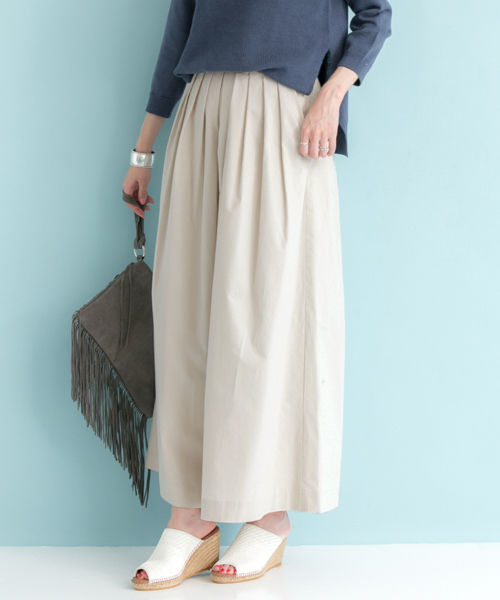 URBAN RESEARCH（アーバンリサーチ）の「UR タイプライタータックワイドスカンツ（その他パンツ・レディース・ピンク/ベージュ系その他・FREE）」の2枚目の写真