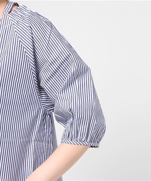 POU DOU DOU（プードゥドゥ）の「オフショルダーフロント刺繍半袖ブラウス（シャツ/ブラウス・レディース・オフホワイト/ピンク/キャメル/ブルー・3）」の10枚目の写真