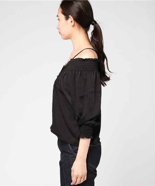 one after another NICE CLAUP（ワンアフターアナザーナイスクラップ）の「前後２ＷＡＹサテンシャツ（シャツ/ブラウス・レディース・ブラック/アイボリー/ブルー系その他/レンガ・FREE）」の6枚目の写真