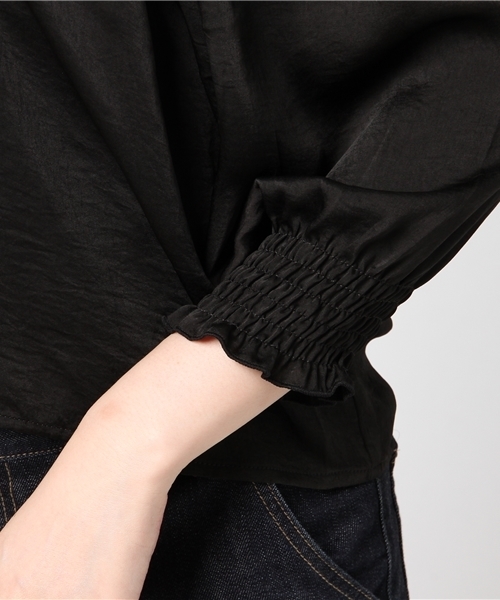 one after another NICE CLAUP（ワンアフターアナザーナイスクラップ）の「前後２ＷＡＹサテンシャツ（シャツ/ブラウス・レディース・ブラック/アイボリー/ブルー系その他/レンガ・FREE）」の10枚目の写真