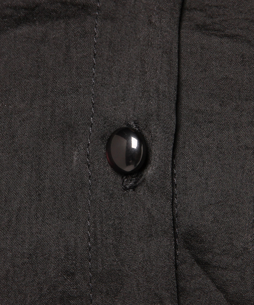 one after another NICE CLAUP（ワンアフターアナザーナイスクラップ）の「前後２ＷＡＹサテンシャツ（シャツ/ブラウス・レディース・ブラック/アイボリー/ブルー系その他/レンガ・FREE）」の12枚目の写真