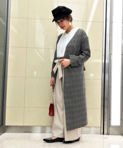 le.coeur blanc（ルクールブラン）の「Vネックワイドスリーブコクーンブラウス（シャツ/ブラウス・レディース・オフホワイト/サックスブルー/ピンク/ダークグレー・FREE）」の9枚目の写真