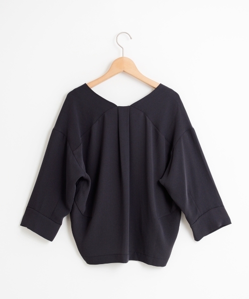 le.coeur blanc（ルクールブラン）の「Vネックワイドスリーブコクーンブラウス（シャツ/ブラウス・レディース・オフホワイト/サックスブルー/ピンク/ダークグレー・FREE）」の5枚目の写真