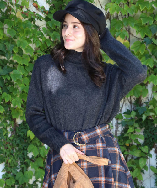 earth music&ecology(アースミュージックアンドエコロジー)の「ヤクニットプルオーバー(ニット/セーター・レディース・ライトグレー/チャコールグレー/キナリ/ベージュ/レッド/カーキ・FREE)」の12枚目の写真