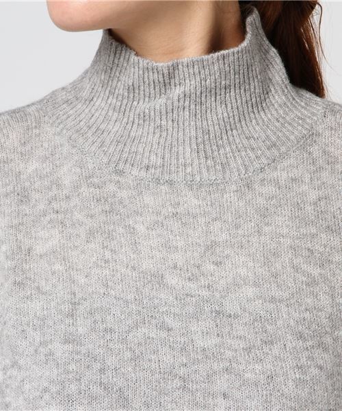 earth music&ecology(アースミュージックアンドエコロジー)の「ヤクニットプルオーバー(ニット/セーター・レディース・ライトグレー/チャコールグレー/キナリ/ベージュ/レッド/カーキ・FREE)」の10枚目の写真