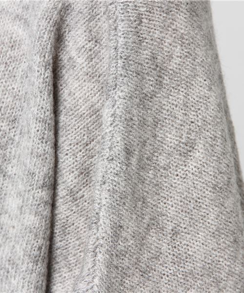 earth music&ecology(アースミュージックアンドエコロジー)の「ヤクニットプルオーバー(ニット/セーター・レディース・ライトグレー/チャコールグレー/キナリ/ベージュ/レッド/カーキ・FREE)」の7枚目の写真