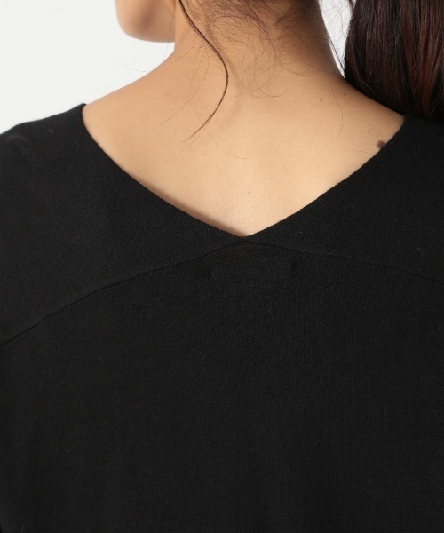 laboratory work（ラボラトリーワーク）の「クールミスト抜け感Vネックニット（ニット/セーター・レディース・ブラック/ブラウン/イエロー・MEDIUM）」の11枚目の写真