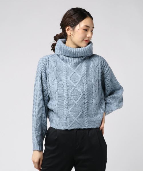 KOBE LETTUCE（コウベレタス）の「バルーンスリーブケーブル編みオフタートルニットトップス（ニット/セーター・レディース・チャコールグレー/ブラウン/グレー/ピンク/ブルー/アイボリー・FREE）」の5枚目の写真
