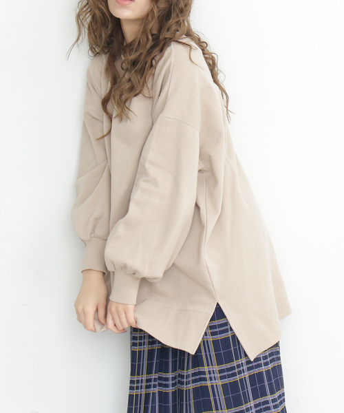 FREE'S MART（フリーズマート）の「◆ビッグシルエットチュニックスウェット（スウェット・レディース・ブラック/ベージュ/パープル・FREE）」の2枚目の写真