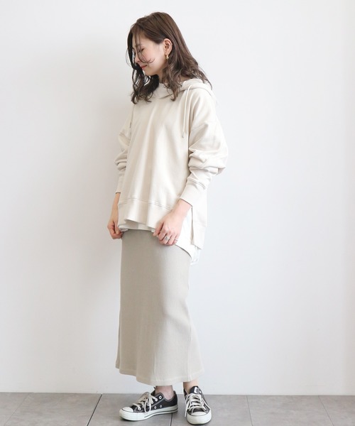 AMERICAN HOLIC（アメリカンホリック）の「Vネックフード付きBIG裏毛プルオーバー＊（Tシャツ/カットソー・レディース・チャコールグレー/カーキ/アイボリー/オフホワイト/グレー系その他・FREE）」の16枚目の写真