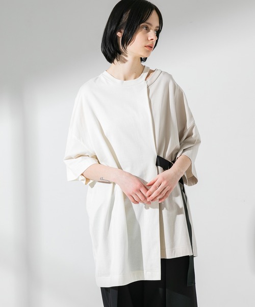 UNITED TOKYO（ユナイテッドトウキョウ）の「バイカラービッグ 半袖 オーバー Tシャツ（Tシャツ/カットソー・レディース・ライトベージュ/オフホワイト/ブラック/カーキ・0）」の3枚目の写真