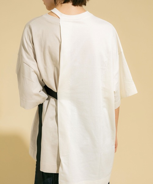 UNITED TOKYO（ユナイテッドトウキョウ）の「バイカラービッグ 半袖 オーバー Tシャツ（Tシャツ/カットソー・レディース・ライトベージュ/オフホワイト/ブラック/カーキ・0）」の15枚目の写真