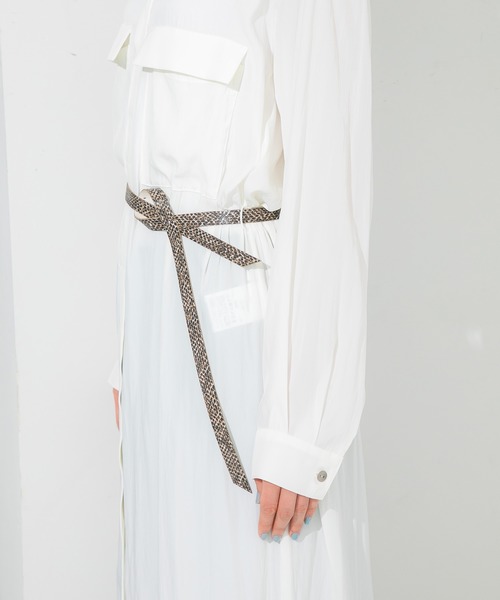 STUDIOUS（ステュディオス）の「【STUDIOUS】ビジューツイルベルテッドシャツワンピース（ワンピース・レディース・ホワイト/カーキ・FREE）」の20枚目の写真