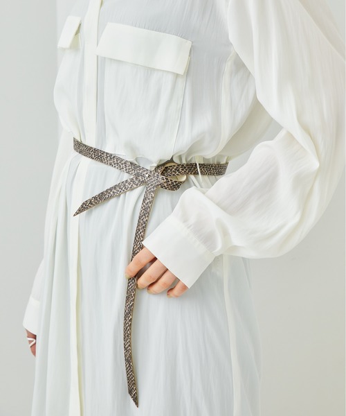 STUDIOUS（ステュディオス）の「【STUDIOUS】ビジューツイルベルテッドシャツワンピース（ワンピース・レディース・ホワイト/カーキ・FREE）」の22枚目の写真