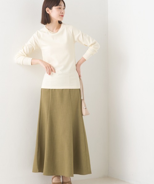 OMNES（オムネス）の「ストレッチジャガード　クルーネック長袖Tシャツ（Tシャツ/カットソー・レディース・ブラック/ホワイト/グレー/ネイビー/チャコールグレー/ベージュ/ホワイト系その他/ブラウン/ブルーグレー/ホワイト系その他2/ブラック系その他/ブルー/スモークグレー/ホワイト系その他3・SMALL/MEDIUM/LARGE/X-LARGE）」の22枚目の写真