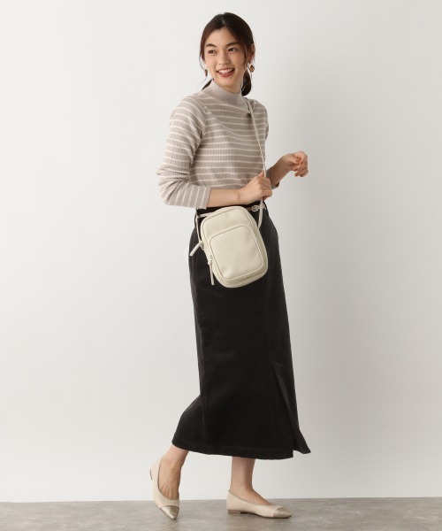 GLOBAL WORK（グローバルワーク）の「タテガタスクエアショルダー/893364（ショルダーバッグ・レディース・ライトグレー/ホワイト系その他3/ブラック・FREE）」の15枚目の写真