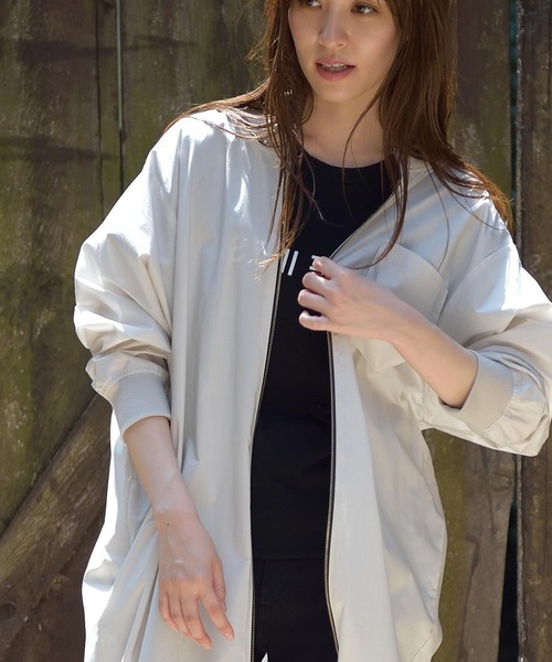 La SRIC(ラスリック)の「La SRIC/リブ付きロングシャツジャケット(ノーカラージャケット・レディース・ブラック/ライトベージュ・38)」の13枚目の写真