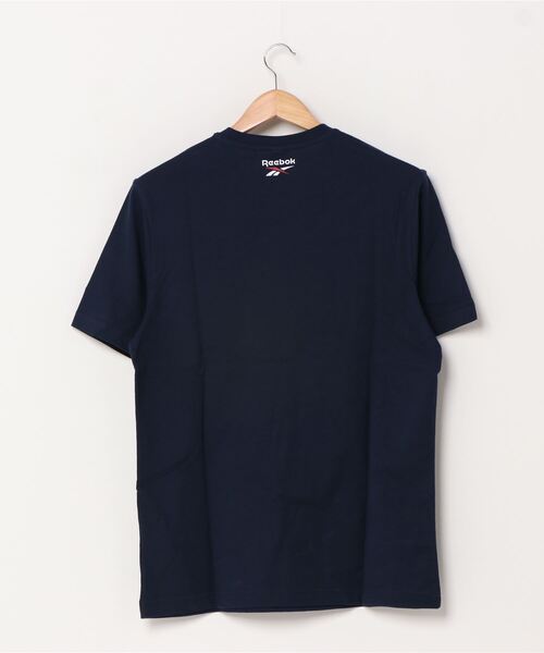 Reebok(リーボック)の「クラシックス テニス コート Tシャツ / Classics Tennis Court Tee(Tシャツ/カットソー・メンズ・ホワイト/ネイビー・LARGE/MEDIUM/SMALL/XXX-LARGE/X-LARGE/XX-LARGE/X-SMALL)」の4枚目の写真