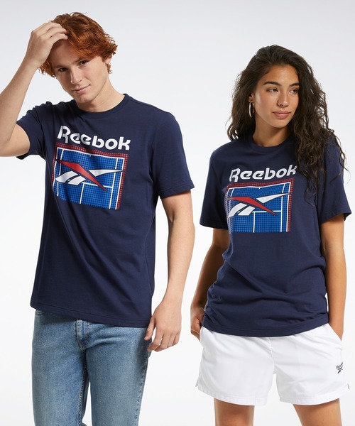 Reebok(リーボック)の「クラシックス テニス コート Tシャツ / Classics Tennis Court Tee(Tシャツ/カットソー・メンズ・ホワイト/ネイビー・LARGE/MEDIUM/SMALL/XXX-LARGE/X-LARGE/XX-LARGE/X-SMALL)」の2枚目の写真