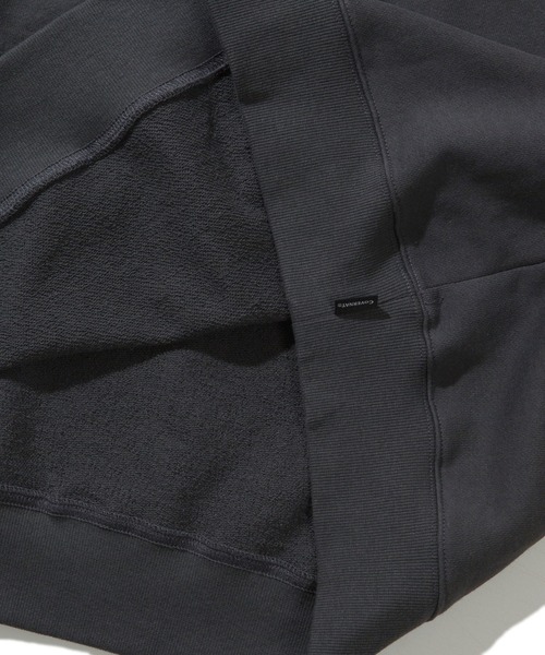 COVERNAT（カバーナット）の「【COVERNAT】LAYOUT AUTHENTIC LOGO CREWNECK / カバーナット レイアウト  オーセンティック ロゴ クルーネック（スウェット・メンズ・ブラック/パープル/クリーム/グレー/ダークパープル/オレンジ/チャコールグレー/オリーブ・MEDIUM/SMALL/LARGE/X-LARGE）」の15枚目の写真