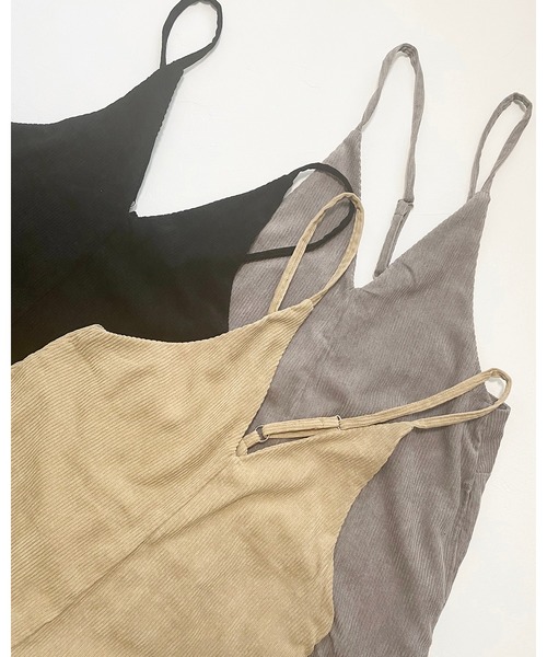 She's Closet(シーズクローゼット)の「深Vネックコーデュロイサロペット(サロペット/オーバーオール・レディース・ブラック/ブラウン/アイボリー/ベージュ・FREE)」の20枚目の写真